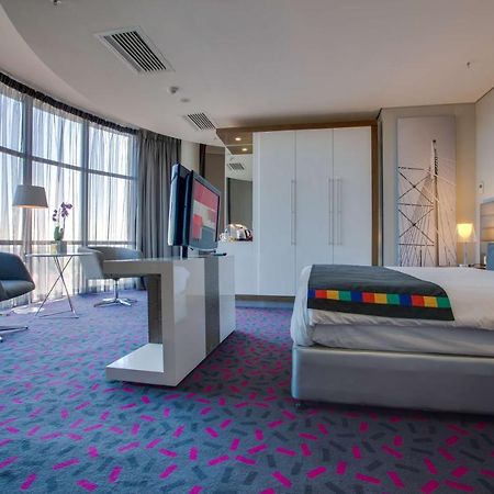Park Inn Sandton Johannesburg Exterior foto