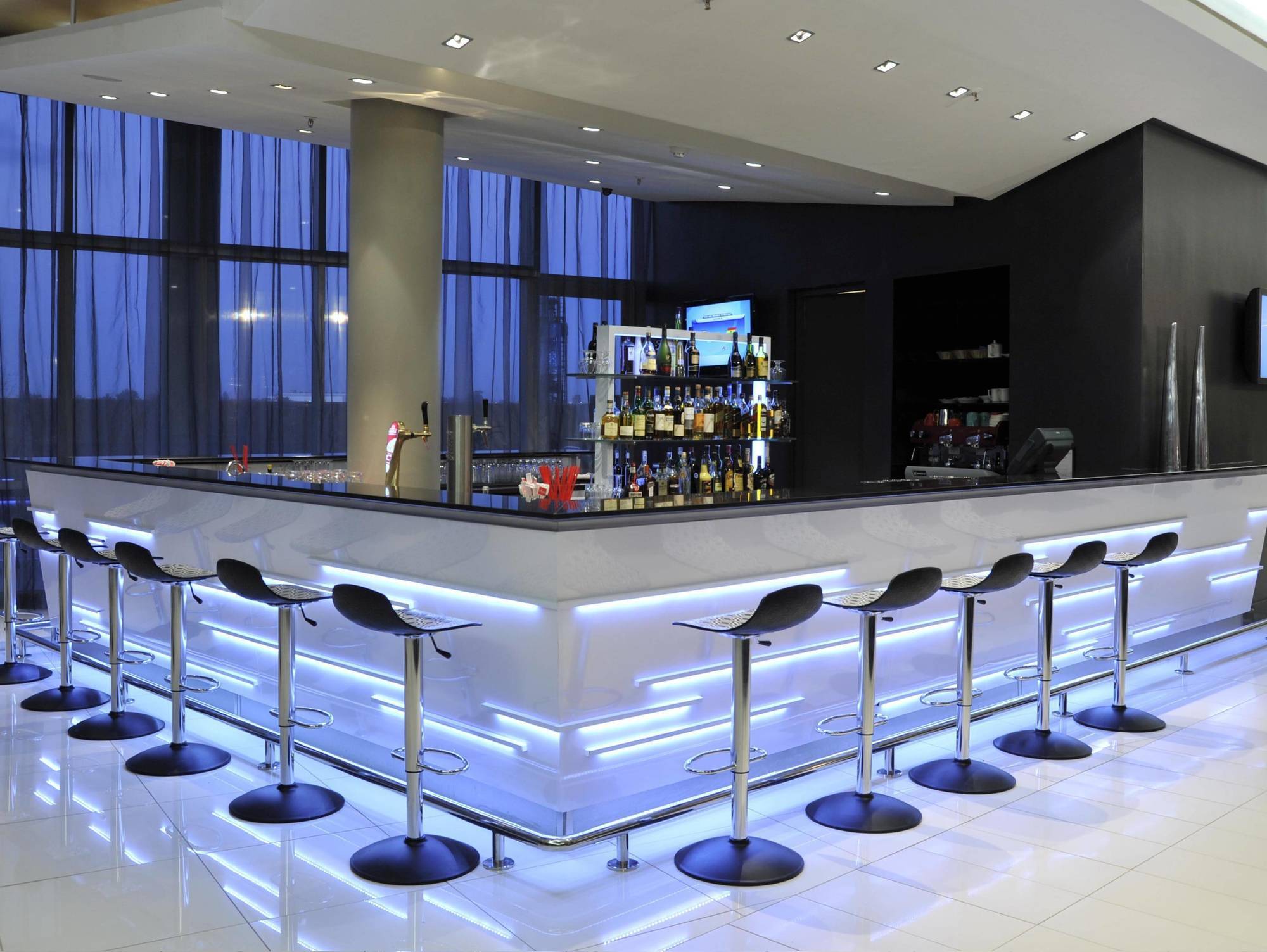 Park Inn Sandton Johannesburg Exterior foto